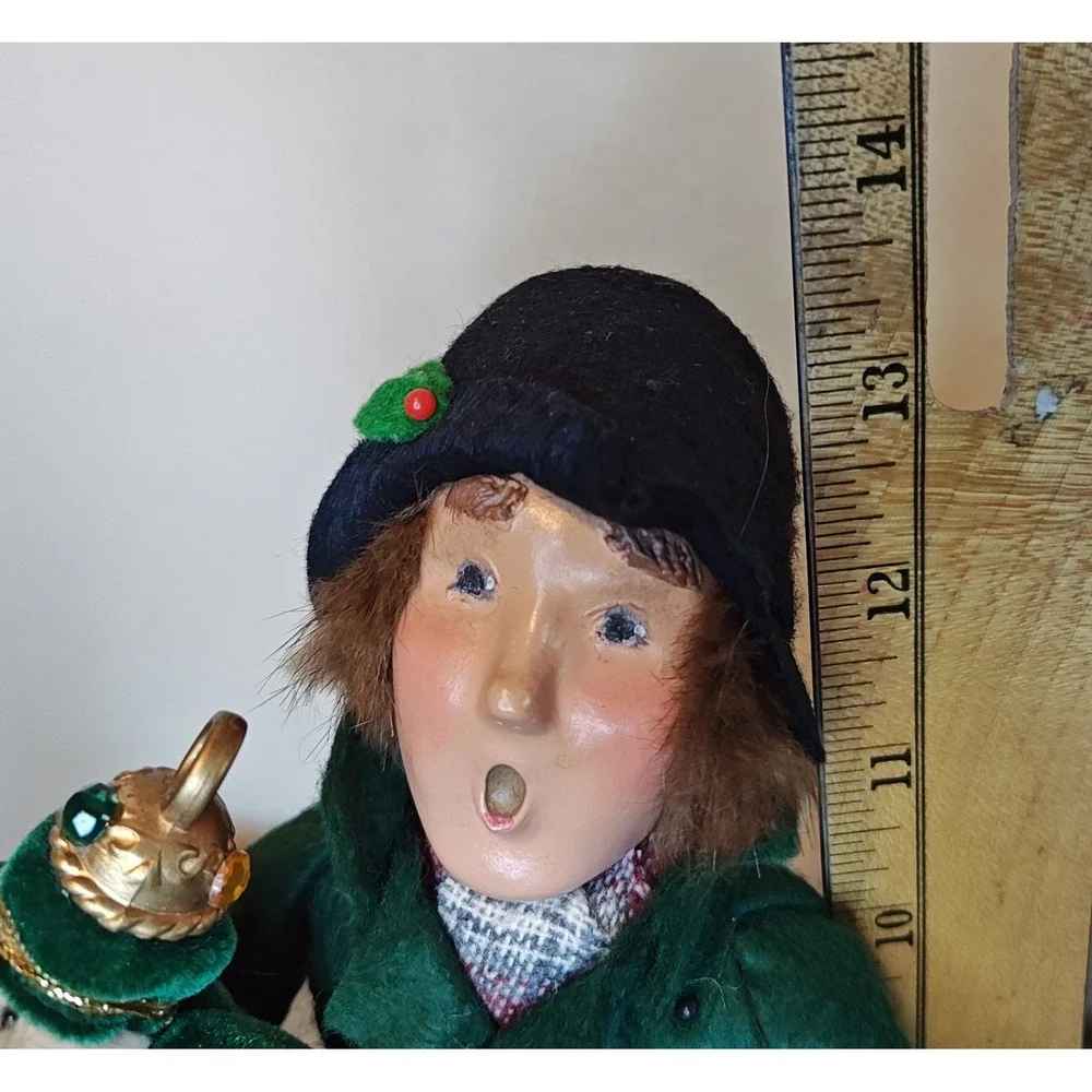 Byers Choice The Carolers 1997 Man with Teddy Bear Green Coat Figurine 13.5